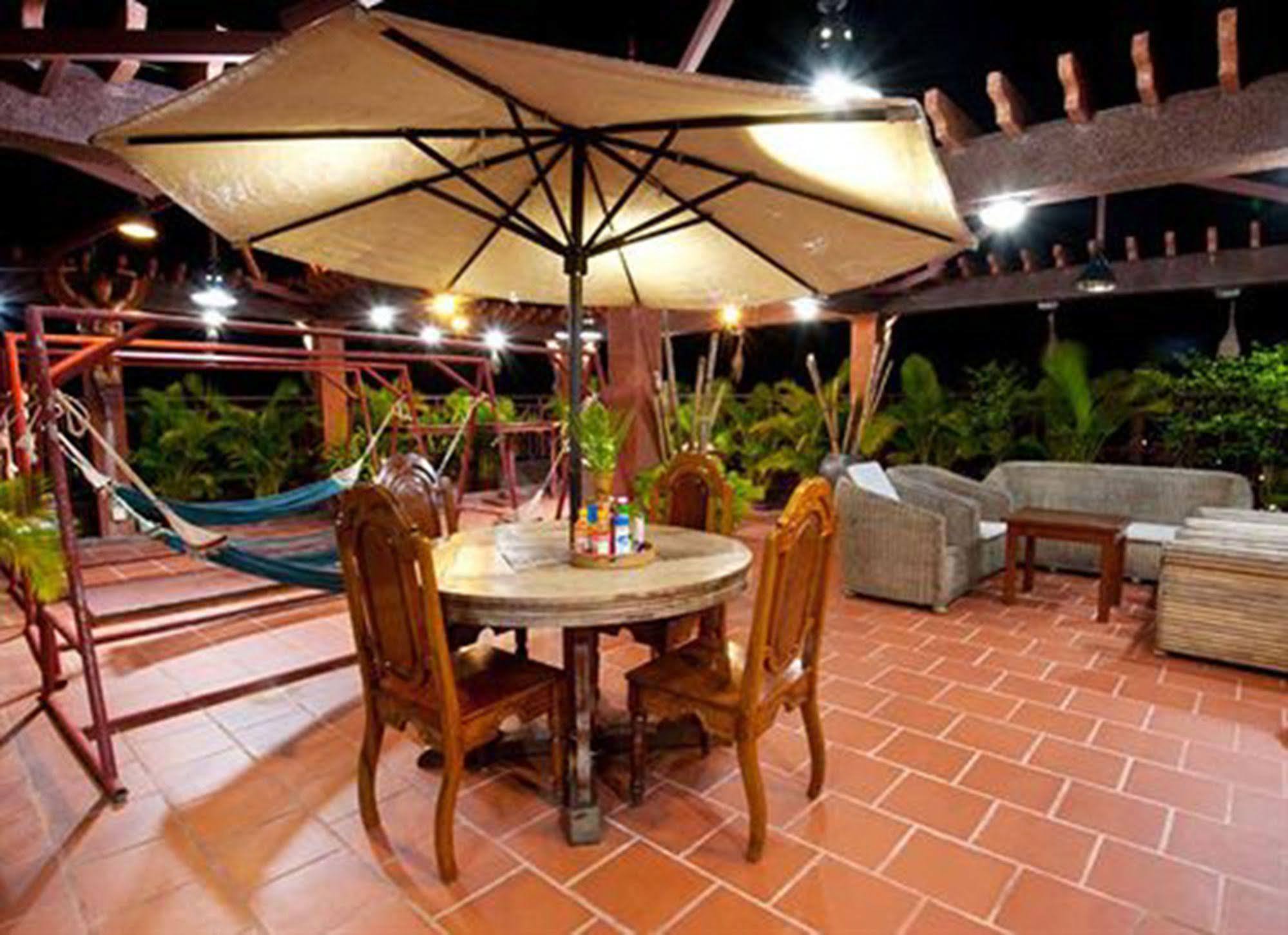 Okay Guesthouse Sziemreap Kültér fotó